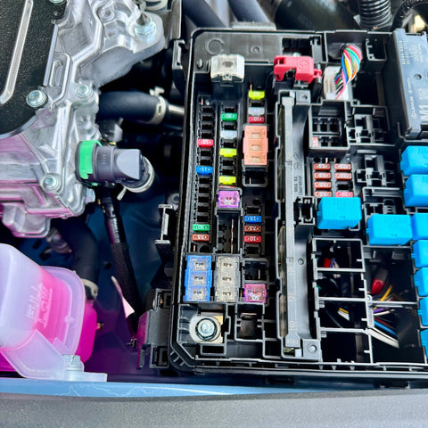 Auxiliary Power Bracket for Land Cruiser 2024+