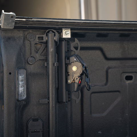 Integral Straps - Chevrolet Silverado & GMC Sierra - (1500 2019+, HD 2020+)