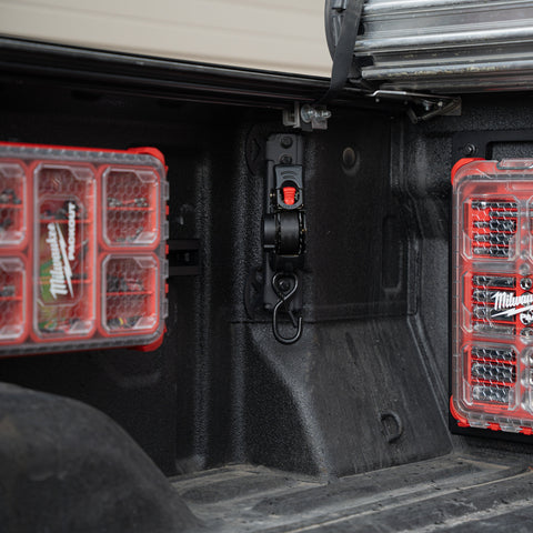 Integral Straps - Chevrolet Silverado & GMC Sierra - (1500 2019+, HD 2020+)