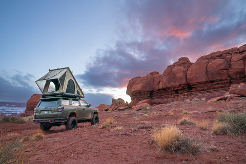 SWIFT 1400 HARD SHELL ROOFTOP TENT